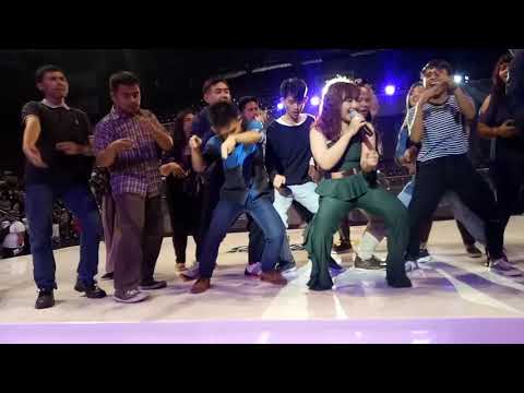 Desy ningnong diserbu yang joged