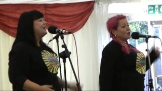 Mills and Boon(Andrews Sisters)   Boogie Woogie Bugle Boy@Porthcawl Elvis Fest 2013