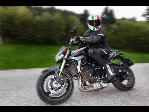 Test-Video | Suzuki GSR 750 | Nakedbike Vergleich 2013