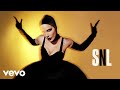 Halsey I Am Not A Woman I M A God Live On SNL 2021