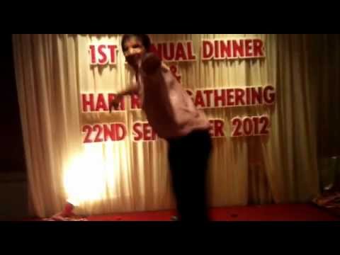 sunny mann in dancing mood