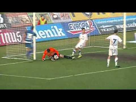 Gambrinus Liga. Save by Danek