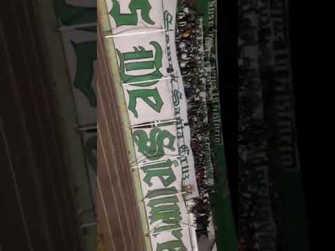 "#LosTraposNoGeneranViolencia  LOS DE SIEMPRE" Barra: Los de Siempre &bull; Club: Oriente Petrolero
