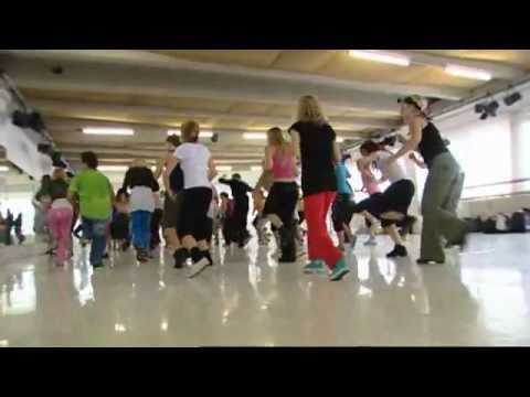 Amy @ Rock It! - Behind the scenes - 3/10