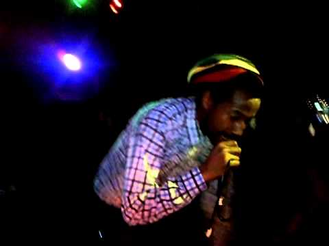 Wrongtom Meets Deemas J.-Freestyle live at Hootananny