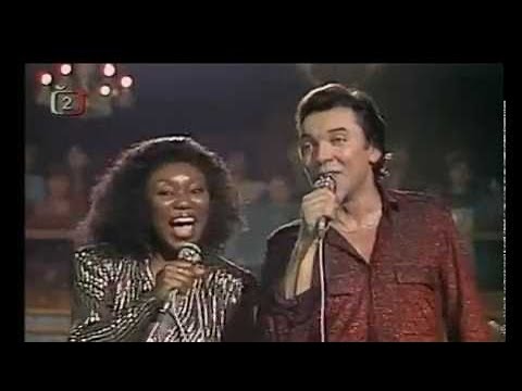 Karel Gott - Medley (Půlnoc - Zlá noc, Korunou si hodím, Život jde dál) & Felicia Weathers (1982)