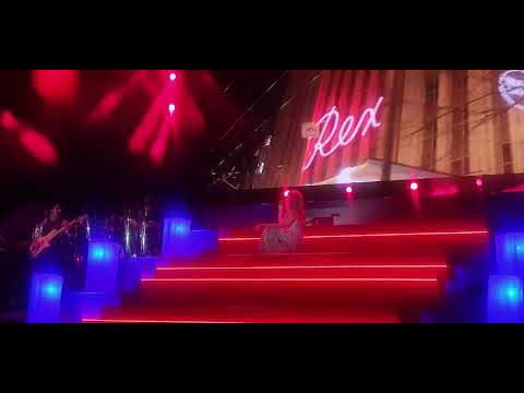 Σε έχω βρε και σε χάνω (Ελληνικά/Ισπανικά) - Νατάσσα Μποφίλιου live Στη Ταράτσα του Φοίβου