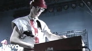 DEVO - Be Stiff