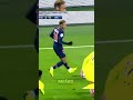 Gocekan Khas Neymar Buat Lawan Dongkol