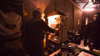 1 Roots'n Dub Meeting // Roots Meditation playing Ma-Kaya dubplate (Ras Kuntus-Lying Tong)