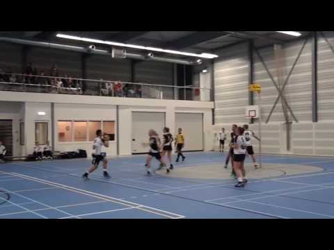 HKC 1 -  KCC SOnatural 1 (2016-11-10, ZH Korfbal Cup)