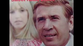 Buck Owens - Sally, Mary And Jerry