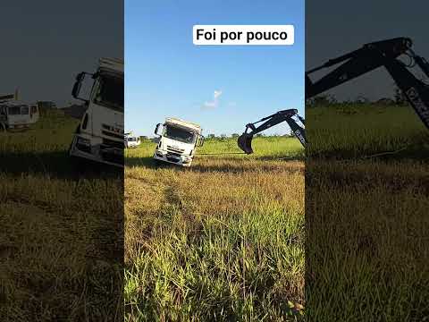 Mais um dia na maciota! Riachinho MG #caminhão #trator #atoleiro #minasgerais