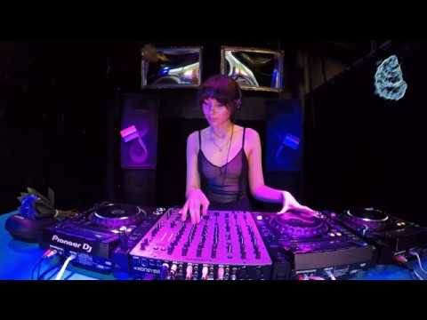 The Blue Oyster: VTSS / 26.06 / 18 - 19