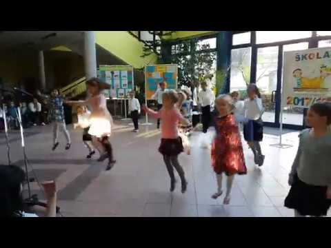 Daj pravu ruku vpred