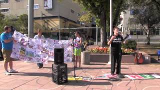 UN Peace Day 2013 - Children&#39;s Peace Flags