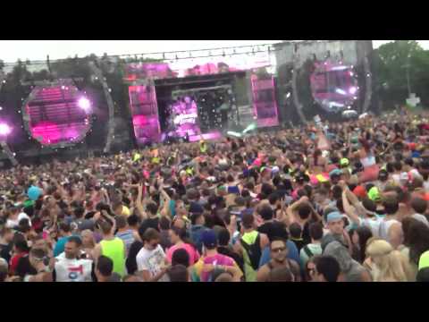 Gareth Emery at EDC NY 2013