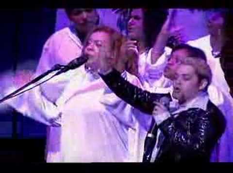 Robinson monteiro EM Tuas mãos