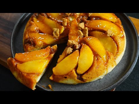 Upside-Down Pancake Cake with Apples and Speculoos (Pan-Fried)