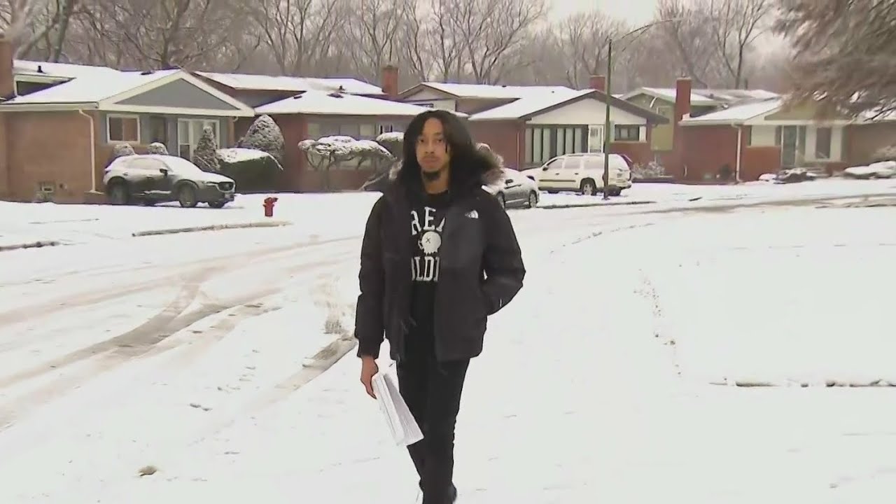 Chicago man robbed by gunmen twice in a matter of months