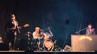 Chas &amp; Dave - The Diddlum Song (Diddle Umma Day) Live Barclaycard Arena (NIA) Birmingham 13.12.2014