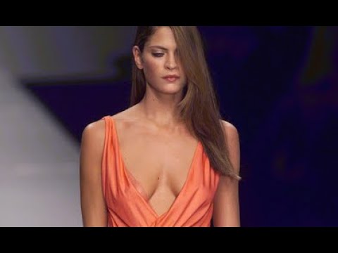 BYBLOS Spring 2001 Milan - Fashion Channel
