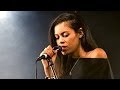 AlunaGeorge Perform "You Know You Like it" At ...