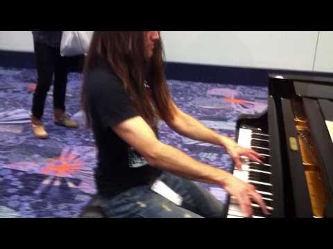 NAMM 2011 Robbie Gennet at the Fazioli piano booth (part two)