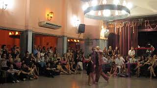 Video thumbnail for ALEJANDRA MANTIÑAN y MARIANO OTERO en Viva La Pepa! Milonga (1/3)