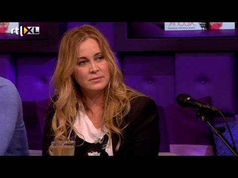 Stalkers hielden Anouk in greep - RTL LATE NIGHT
