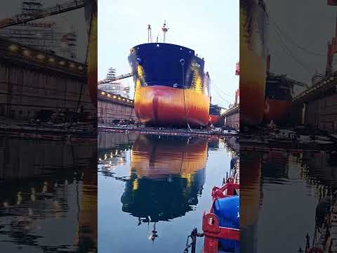 A day in the shipyard #ship #maritime #shipping #marine #vessel #sea #floating #seaman #boat