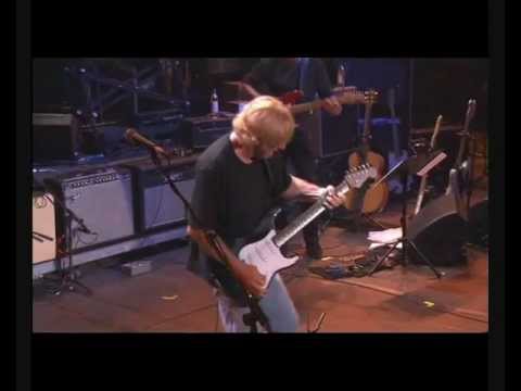 Joe Walsh -  Guitar Solo In Concert "50  Years Of The Fender Stratocaster".wmv