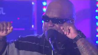 Cee Lo Green Performs -Bright Lights Bigger City ( LiVe)