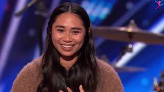 Download lagu Jessica Sanchez got the golden buzzer by singing the “beautiful things” mp3