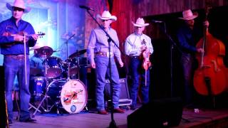 Brady Honeycutt & Jody Nix - Cowboy Rides Away