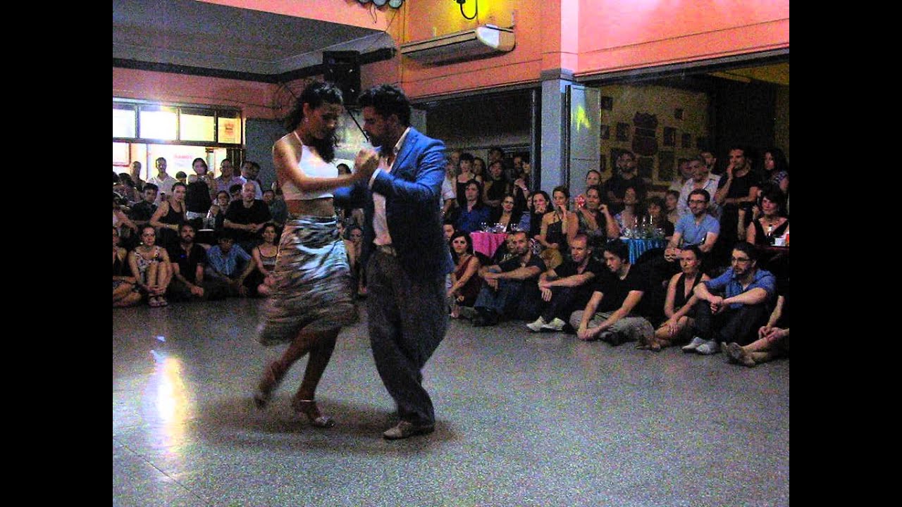 RODRIGO FONTI y MAJO MARTIRENA en Viva La Pepa Milonga (2/4)