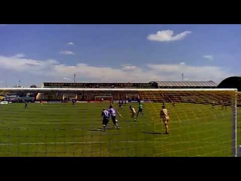 "cuando yo me muera yo quiero que mi cajon sea azul y amarillo como mi corazon" Barra: La Banda de Villa Crespo &bull; Club: Atlanta