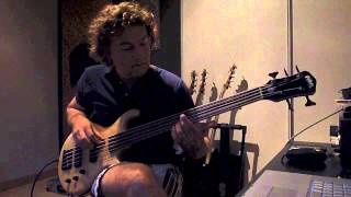 Video thumbnail for Pedulla Serie II Fretless by arnaud morin