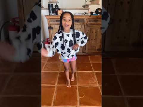 CALI TEACHES KIRAH TIKTOK DANCE #shorts