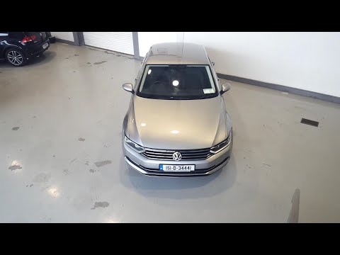 151D34441 - 2015 Volkswagen Passat Highline 1.6TDI 120BHP 20,950