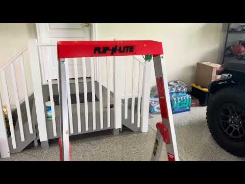 Little Giant Ladder Systems Flip N Lite, 5 Foot, Stepladder, Aluminum, Type 1A, 300 lbs Rated Review