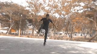 preview picture of video 'JIMMY FREESTYLE FOOTBALL HONDURAS DEDICADO PARA MI HIJO JIMMY JAFETH'