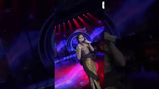 Download lagu Aww! Penampilan @da7_aprilll bener-bener menghipnotis banget, sampai bikin Mami @dewiperssik #shorts mp3 Download lagu Aww! Penampilan @da7_aprilll bener-bener menghipnotis banget, sampai bikin Mami @dewiperssik #shorts mp3