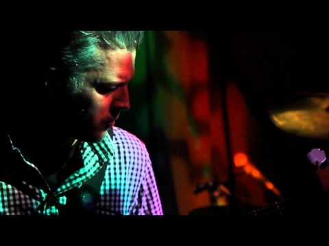 Sore Fingers - Rolling in the Deep (Cover)