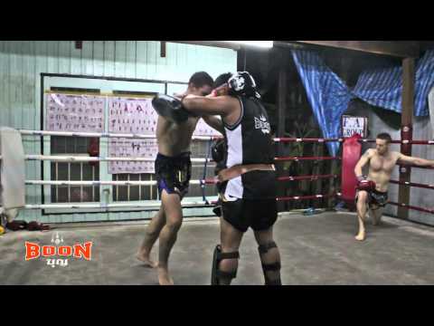 Toby Smith Training in Thailand
