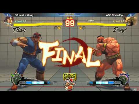 SSF4 AE2012 Winners Semi Final - Snake Eyez (Zangief) vs Justin Wong (T Hawk)