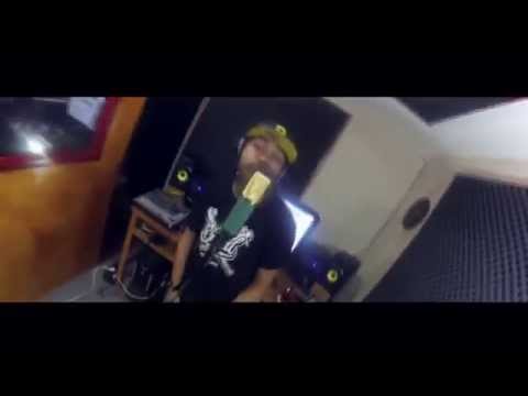 Hombre Verso | Mas allá  de las Palabras  | ONE MIC