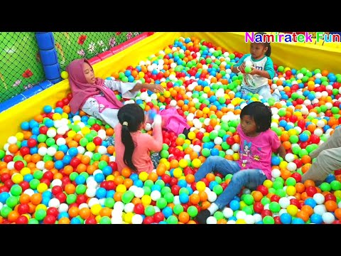download lagu mp3 mp4 Lagu Anak Anak Mandi Bola, download lagu Lagu Anak Anak Mandi Bola gratis, unduh video klip Lagu Anak Anak Mandi Bola