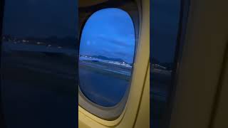 # 大家要睇曬全條片… 飛機✈️由天空到降落地面情況… 好難得😬😬👍👍✈️✈️🐶🐶❤️❤️ Must watch the whole Video - How is flight landed✈️✈️