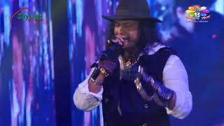 Vinod  Rathod &amp; Chandni Mukherjee Live Performance Song ..Chhupana Bhi Nahin Aata..